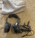 Pilot Pa 10-40 Headset Green. Very Good Used Condition. Price: $21.60.