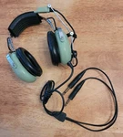 David Clark Model H10-40 Aviation Headset With M4 Microphone P/n 12507G-18 Used. Price: $145.00.