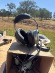 Head Set David Clark Noise Cancelling P/ 40493G-01 Used. Price: $75.00.
